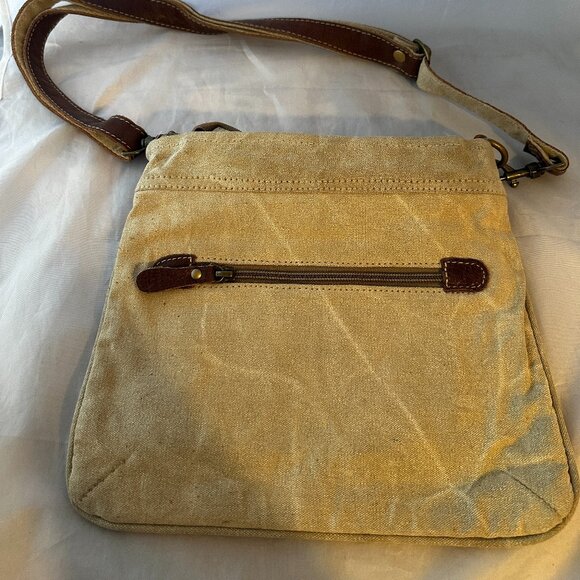 Myra Bags Fur Pocket Upcycled Canvas Shoulder Bag NEW Without Tags - Picture 3 of 4